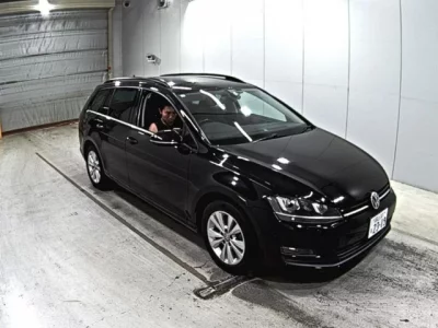 Volkswagen GOLF VARIANT
