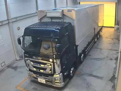 Isuzu TRUCK