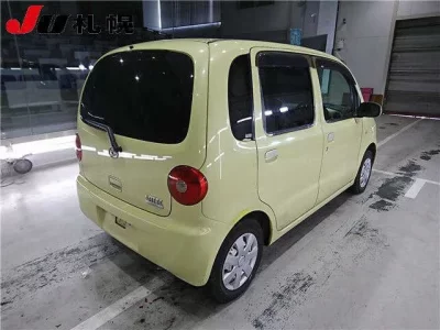 Daihatsu MOVE LATTE