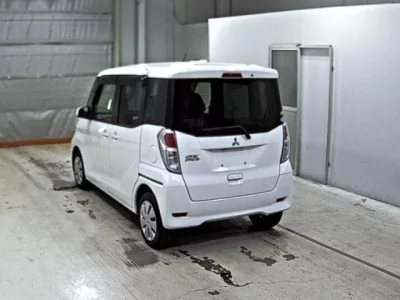 Mitsubishi EK SPACE