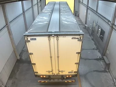 Isuzu TRUCK