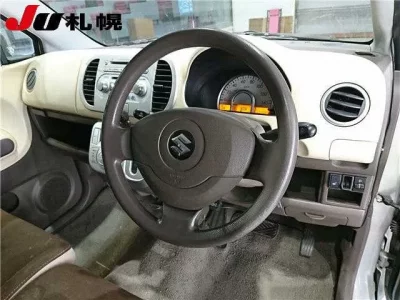 Suzuki MRWAGON