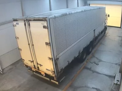 Isuzu TRUCK