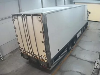 Isuzu TRUCK