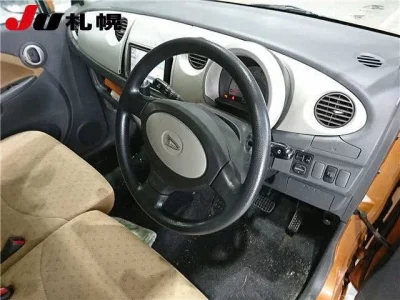 Daihatsu MOVE LATTE