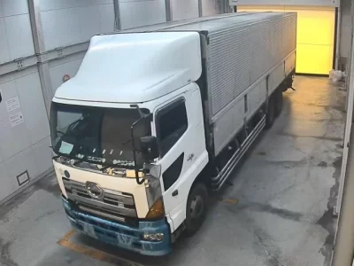 Hino TRUCK