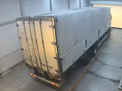 Hino TRUCK