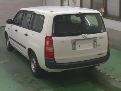 Toyota SUCCEED