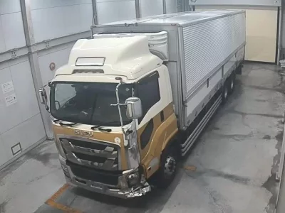 Isuzu TRUCK
