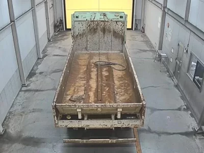 Isuzu TRUCK