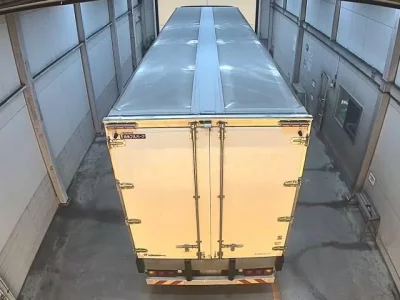 Mitsubishi FUSO TRUCK