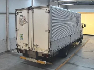 Mitsubishi FUSO FIGHTER