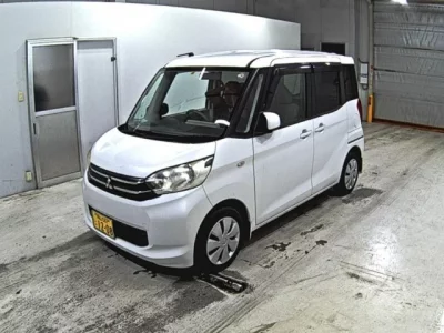 Mitsubishi EK SPACE