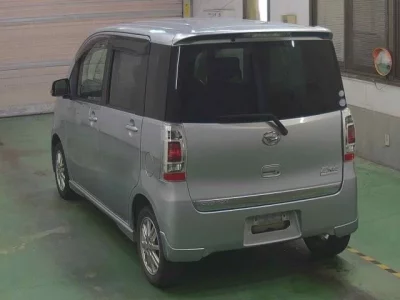 Daihatsu TANTO EXE