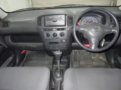 Toyota SUCCEED