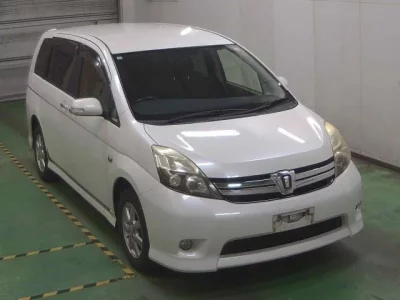 Toyota ISIS
