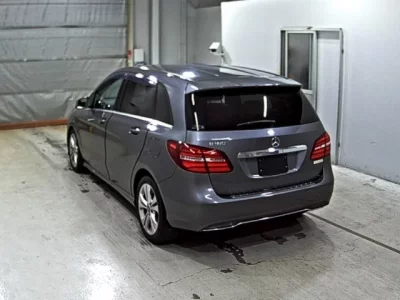 Mercedes-Benz B CLASS