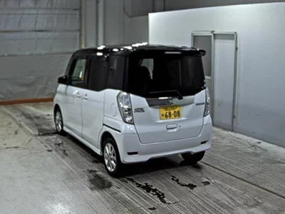 Mitsubishi EK SPACE