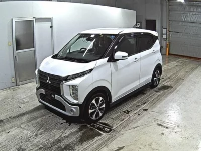 Mitsubishi EK X