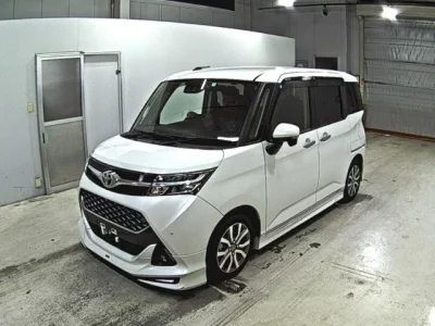 Toyota TANK