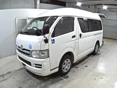 Toyota REGIUS ACE VAN