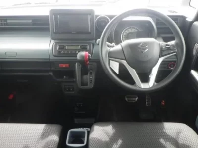 Suzuki SPACIA BASE