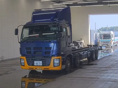 Isuzu GIGA
