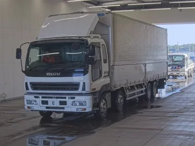 Isuzu GIGA