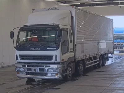 Isuzu GIGA