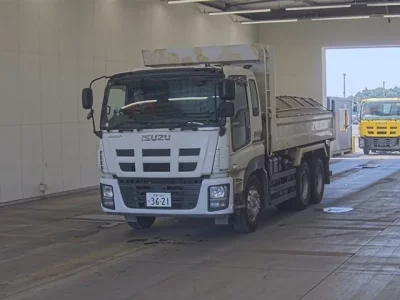Isuzu GIGA