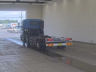 Isuzu GIGA