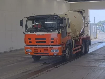 Isuzu GIGA