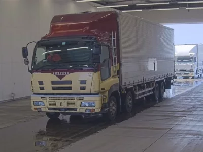 Isuzu GIGA