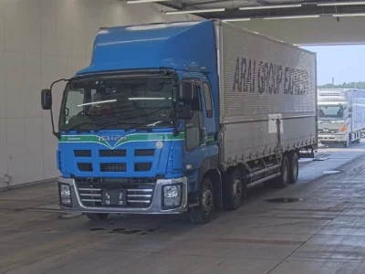 Isuzu GIGA