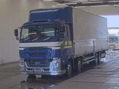 Isuzu GIGA