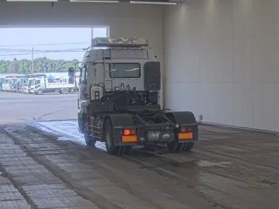 Isuzu GIGA