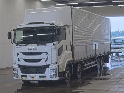 Isuzu GIGA