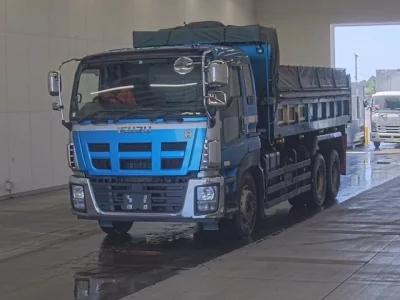 Isuzu GIGA