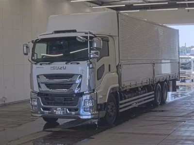 Isuzu GIGA