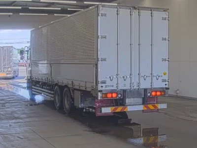 Isuzu GIGA