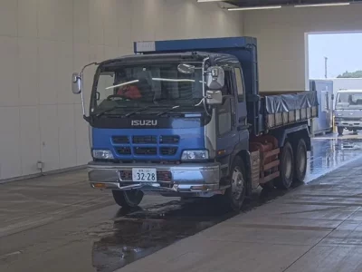 Isuzu GIGA