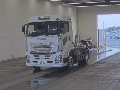Isuzu GIGA