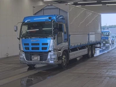 Isuzu GIGA