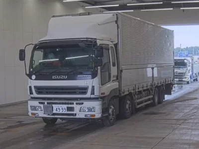 Isuzu GIGA
