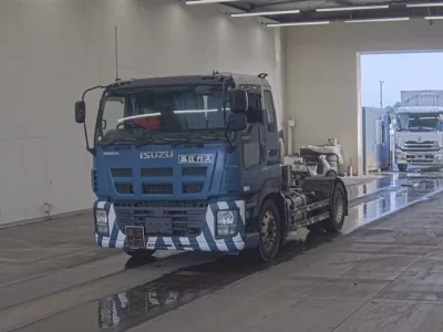 Isuzu GIGA