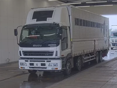 Isuzu GIGA
