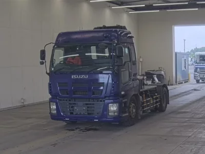 Isuzu GIGA