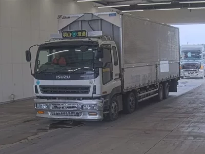 Isuzu GIGA