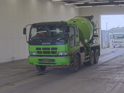 Isuzu GIGA