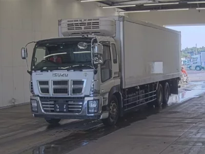 Isuzu GIGA
